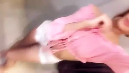 Seninle, kocaman gülümsemem ve seksimle eğlenmek istiyorum