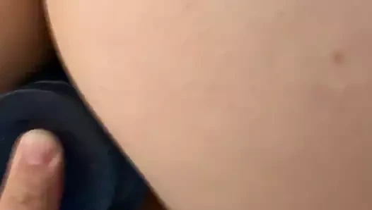 karısı ve oyuncaklar