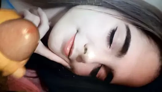 Staryuuki küçük yüzündeki cum alma