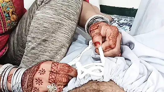 Müslüman sahibelerin hizmetçilerle edepsiz bir ilişkisi var