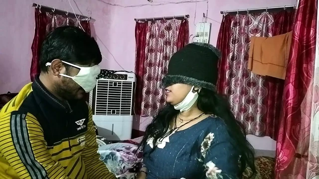 Ateşli Hintli karımla oral seks