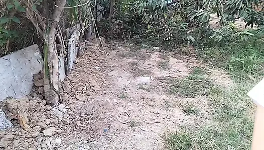 MASUM KıZ ÖĞRENCI KENDINI AZGıN HISSETMESI IÇIN ÜVEY BABASıNA YALVARıYOR