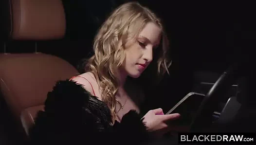 Blackedraw - minik tatlı Octavia Anton'un büyük büyük zenci yarağını gırtlağına kadar alıyor