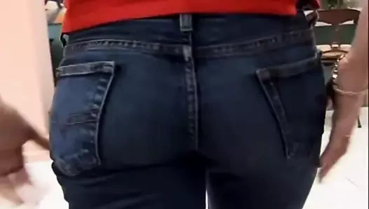 Azgın siyah damızlık beyaz kedi istiyor!