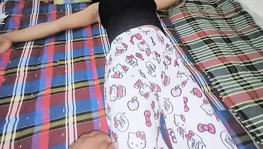 Hintli ateşli seksi kız arkadaşım otellerde seks yapıyor