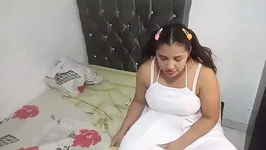 Büyük götlü genç latin sonunda boşalma ile sikiliyor