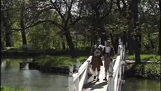 Güzel sarışın kız amcık yalıyor anal sikişiyor