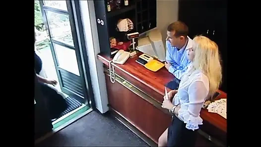 Alman amatörler gırtlağına kadar öğürmeye bağımlı