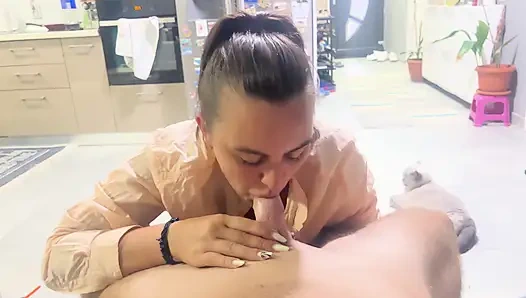 Kız arkadaşla sabah eğlencesi - yatak sahnesi sürprizi