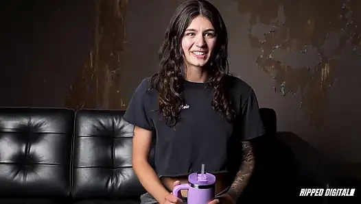 Ramona Vixen işkence etmekten ve zevk için yalvarmadan salyalar akıyor