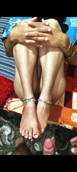 Güzel Hintli desi kız sıkı amcık sikişiyor yerel Hintçe sesli seks, Hintli sevimli kız mms sofia videosu