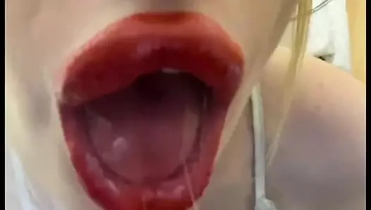 Dildo minet Elza Kom