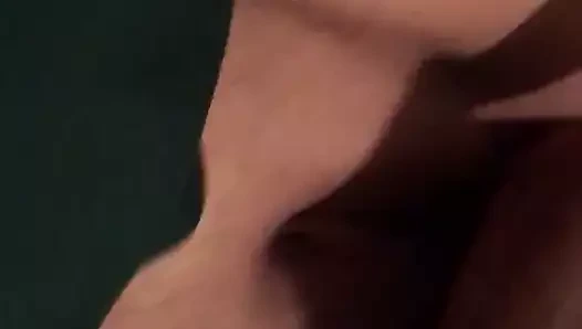 Bana baş ve küçük bir fışkırtma alıyorum