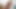 Büyük memeli 18 yaşındaki siyah bikinili model amatör fotoğraf çekiminde soyunuyor ve korkuluklu