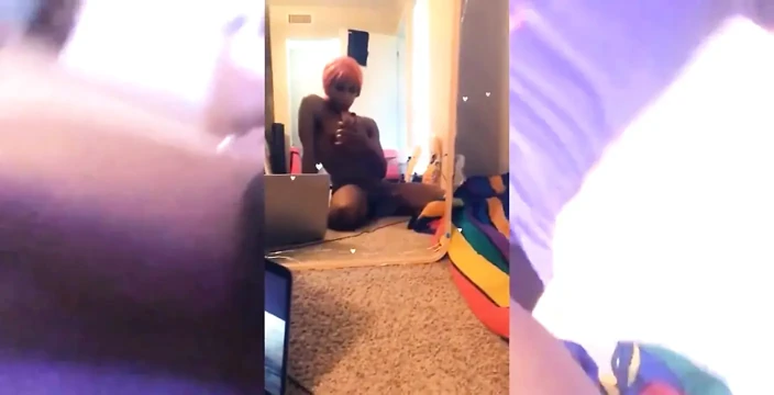 Dölümü tutamıyorum evet. Özel bir video için sertleşiyordum ve yanlışlıkla boşalıyorum.