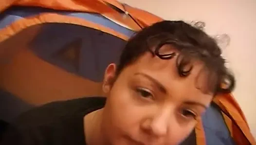 Fransız sürtük anal deliğini parçalattı