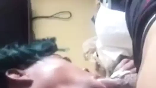 O hepsini dışarı alır