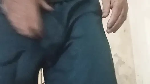 BÜYÜK VE KALıN PENISIM