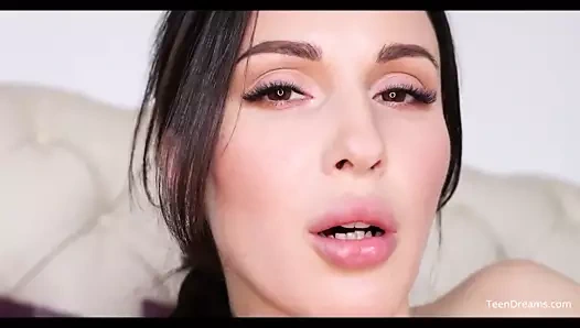 Lilu moon Mastürbasyon sihirli değnek kullanır