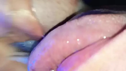 Mavi vizyon gloryhole büyük horoz boşalmak üzerinde tongud