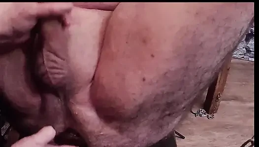 Bölüm 5:- Domina Satana ve Satana'nın domuzcuk mastürbasyonu ve boşalma