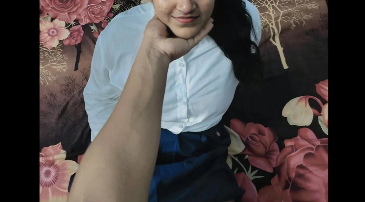 Cute School Girl First time Sex - POV Virgin 18+ Indian Teen