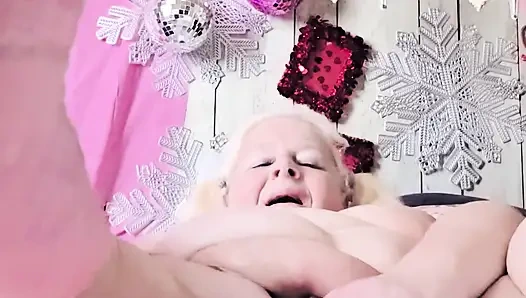 bir insan göt tıkacı üvey anne tüm deliklerinde sert sikiliyor