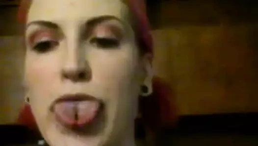 bölünmüş dil kız