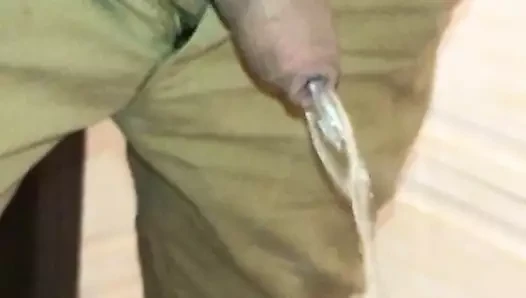 çiş bar soyunma odası