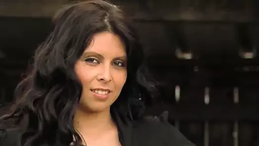 Haydee kotuna işiyor