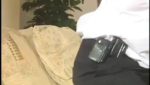 Seksi hizmetçi patronunun kurallarına itaat ediyor