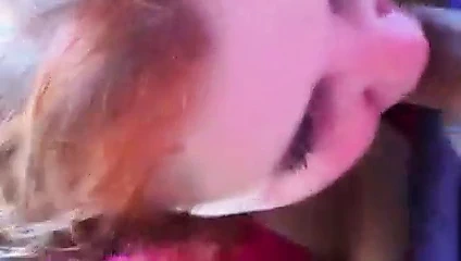 Şişman kız yarak seviyor