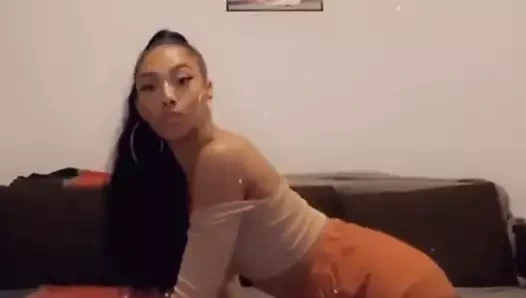 Twerk3