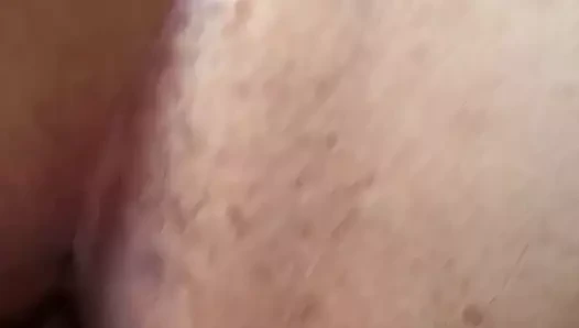 Ateşli iri güzel kadın