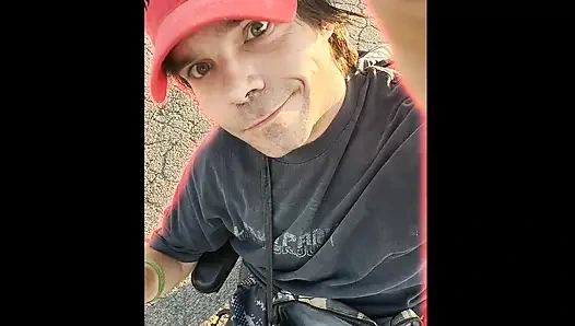 Kevy 69'un iki bacağı titreyerek orgazm oluyor