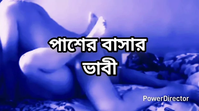 Bangladeşli büyük götlü güzel olgun sari chachi aldatıyor komşusu tarafından yatak odasında gece sikişi
