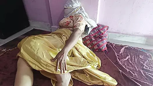 Yenge ilki pyaasi chut