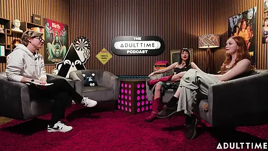 Lana Smalls ve Scarlet Skies ayak resimleri, bozukluklar ve edepsiz konuşma | Adult Time Podcast