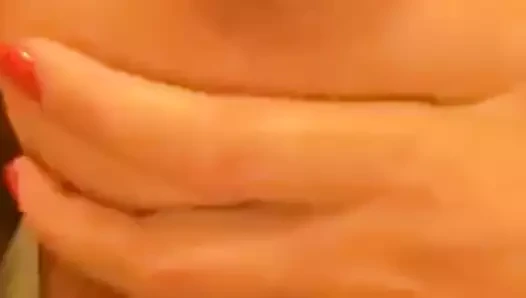 Büyük memeli kızlar ilk genç kız