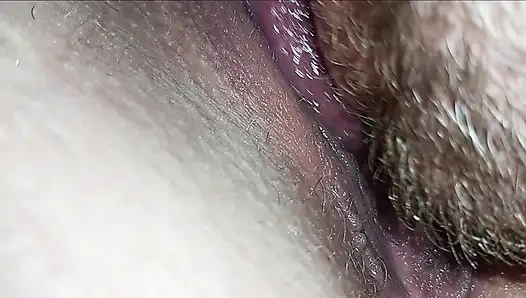 O amcığı yalıyor