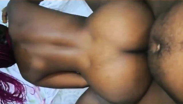 Üvey baba kalın dölünü ıslak doğurgan amcığımın derinliklerine pompalıyor - mükemmel vücutlu güzel prenses