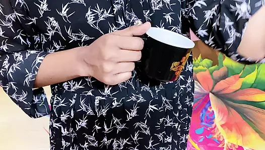 Üvey kız kardeşimle sert sikiştiğimde seksi