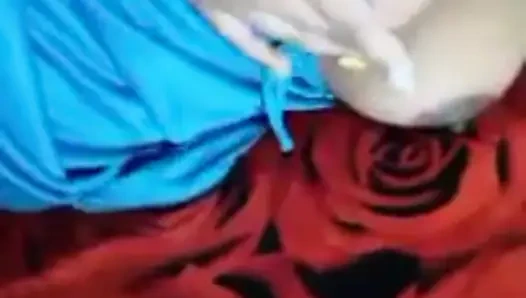 İlk canlı görüntülü görüşmem seksi göğüslü amcık