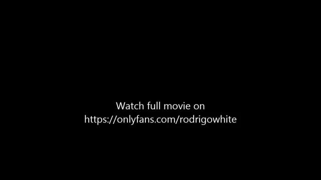 Дрочу в черных носках