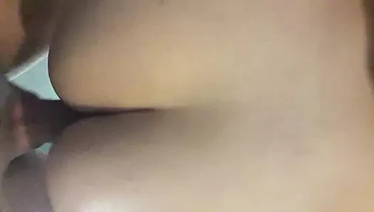 Güzel koca göt. O becerdin köpek tarzı alır