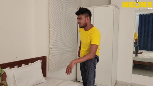 Hintli büyük memeli üvey anne bindu sert seks (Hintçe ses)