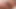 Büyük göğüslü MILF kendini kedi pompalamaya çalışıyor ve sonra yardım alıyor
