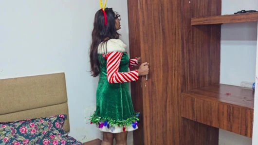 Hot Desi  hot Indian Couple has Hardcore Sex on Christmas Day