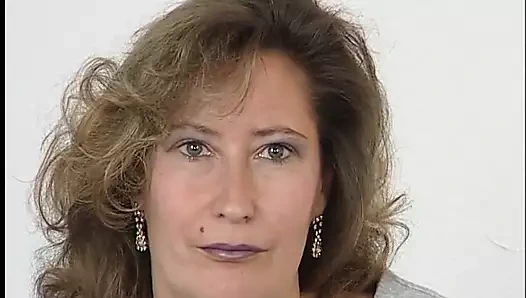 Tombul milf parmaklar ona tıraş am süre ona adam saatler ona yap