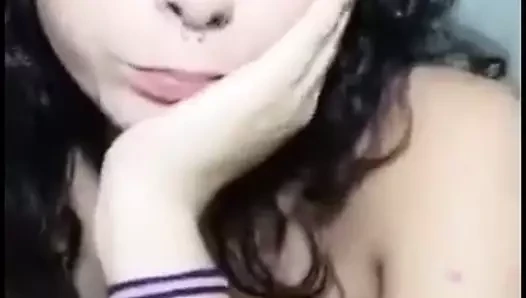 Ouvindo musica